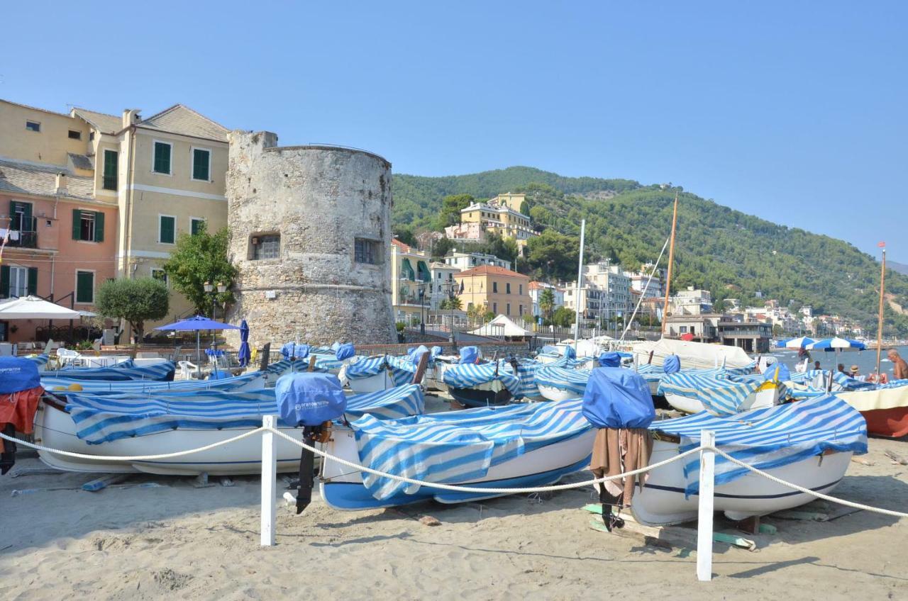Una Finestra Sul Mare Laigueglia Exterior photo